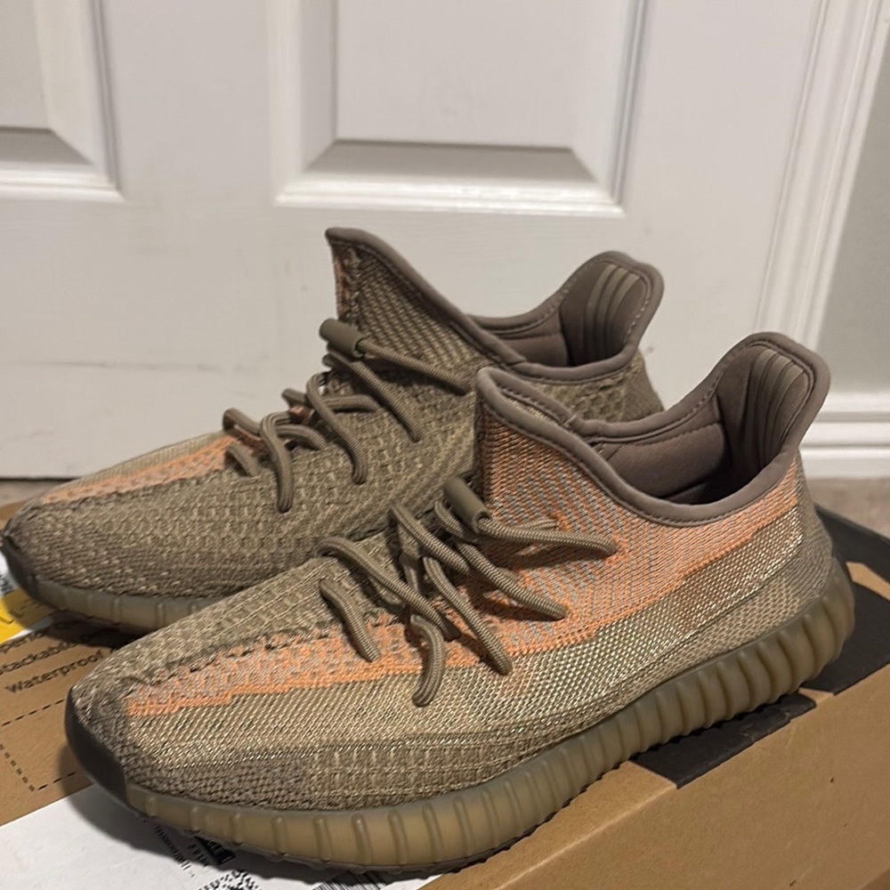 Yeezy Sandstorm Men’s 9.5